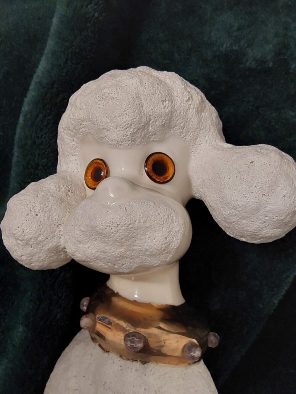 Vintage 1950s Ceramic Poodle Figurine 11 Inch Dog Statue, Rhinestone Collar, Mid - Picture 8 of 16